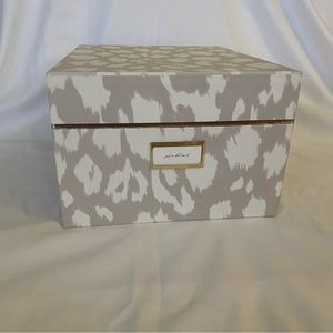 ♠️Kate Spade♠️ Large Ikat Nesting Box